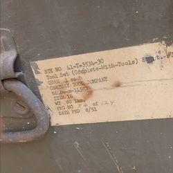 Century tool set . Military
