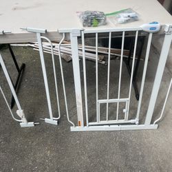 Carlson Pet Gate