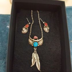 VINTAGE SOUTHWESTERN NECKLACE & EARRINGS 