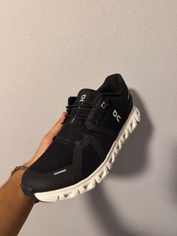 Brand new On Cloud 6 size 10 Men’s