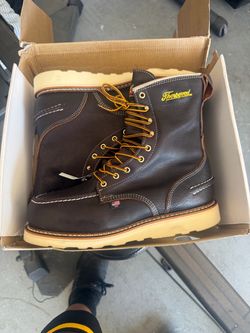 Brand new torogood boots