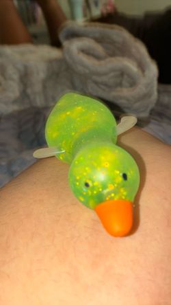 Squishy duck sugar ball texture