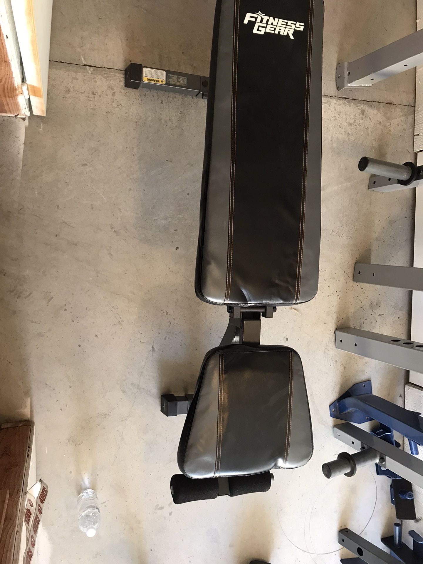 Weight Bench 