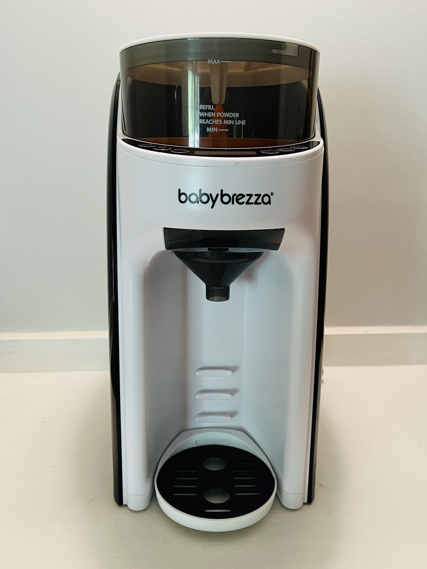 Baby Brezza Formula Pro Advanced Formula Dispenser Machine - Automatically Mix a Warm Formula Bottle Instantly - Easily Make Bottle w