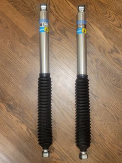 NEW BILSTEIN B8 5125 SERIES SHOCKS 33- 186559. In Mill Creek.