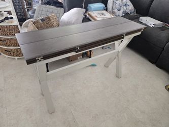 Expandable Table