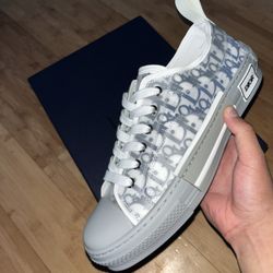 Dior Converse 