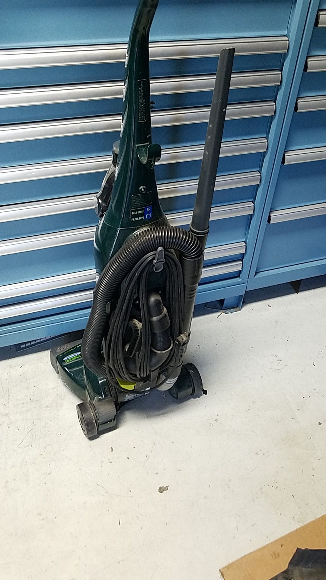 Dirt Devil vacuum cleaner with hand attachment for Sale in El Cajon, CA