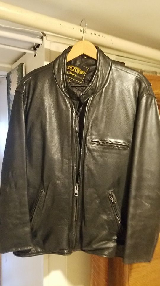 Mc leather jacket size 46