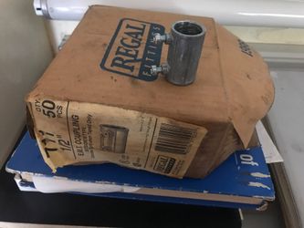 Regal 711 1/2” E.M.T Couplers - est 50