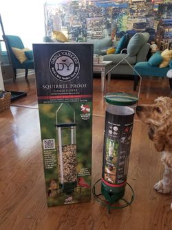 ☆☆ DROLL YANKES SQUIRREL PROOF BIRD☆☆