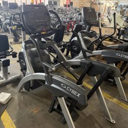 Cybex 770A Total Body Arc Trainer