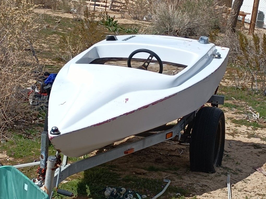 Mini Jet Boat With Engine And Trailer