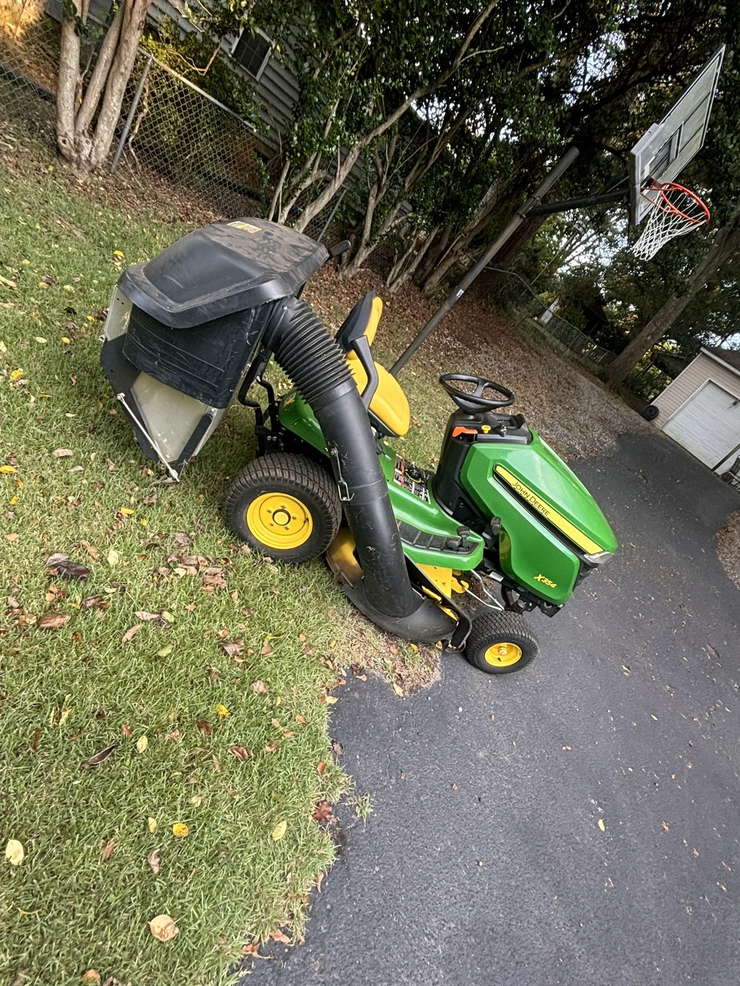 John Deere With Easy Dump Bagger