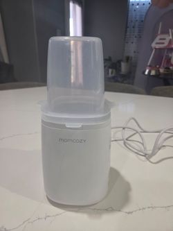Momcozy bottle warmer