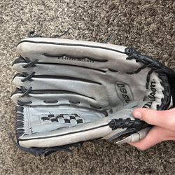 Baseball gloves