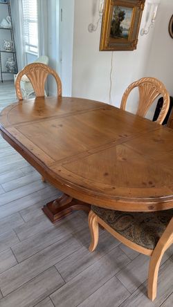 Dining room table