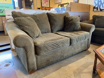 Cozy Olive Green Loveseat with Rolled Arms