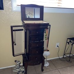 Jewlery Cabinet 