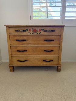 Monterrey dresser