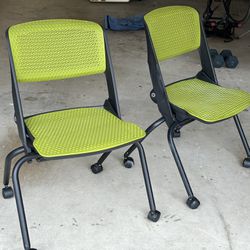 Modern Foldable And Rollable Chairs