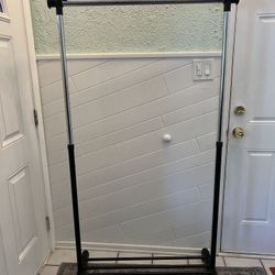 Portable Clothing Rack 