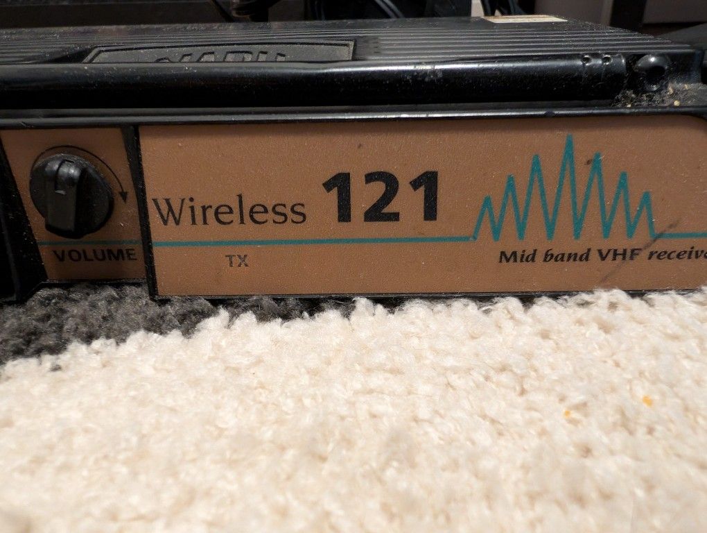 Wireless System For Guitar Or Microphone