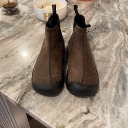 Keen Men’s Slip On Winter Boots