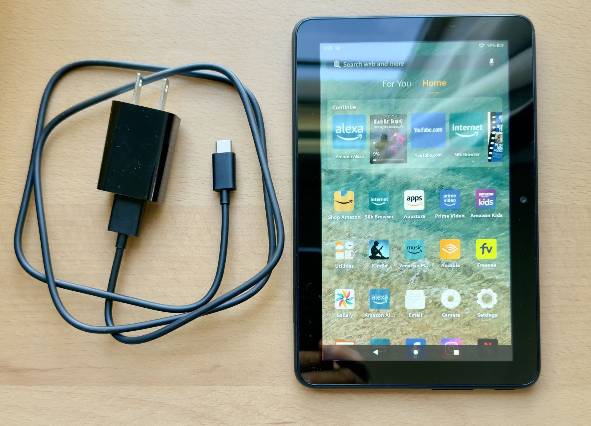 Amazon Fire 7 Tablet (32 GB, Black) – Excellent Condition