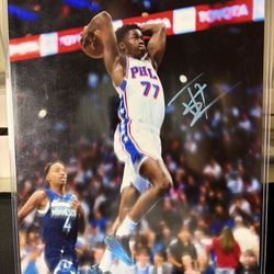 VJ Edgecombe Autographed 76ers Photo – Rookie Signing (United Center - 11/4/25)