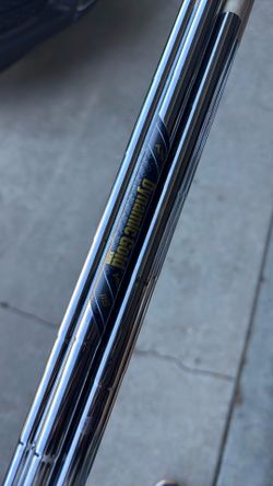 Dynamic Gold Mid 115 shafts 4-PW