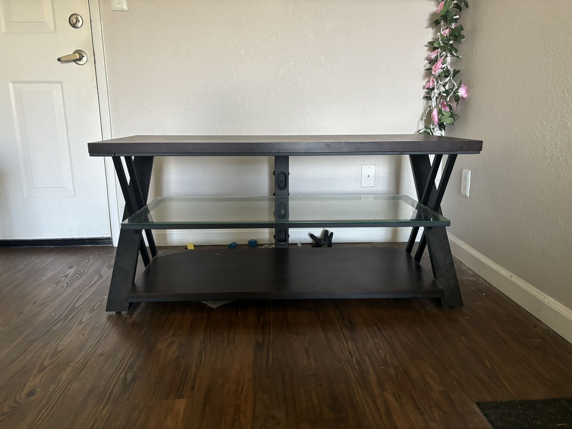 TV Stand/ Console Table