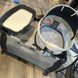 Graco Pack n Play Dome LX Playard with Baby Bassinet, Lightweight Portable Crib, Push-Button Fold Travel Crib, Redmond, Convertible