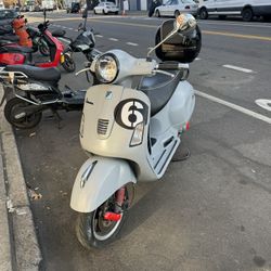 Vespa Gets 300cc