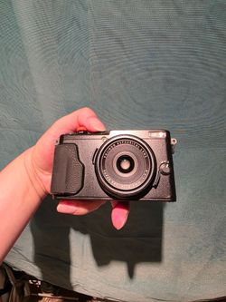 Fujifilm X70 Digital Camera