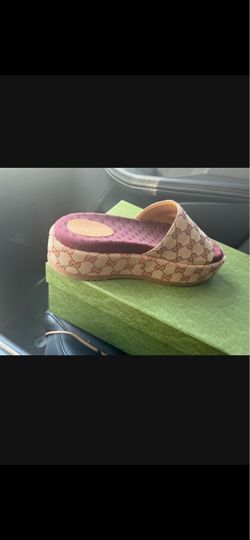 Gucci slides