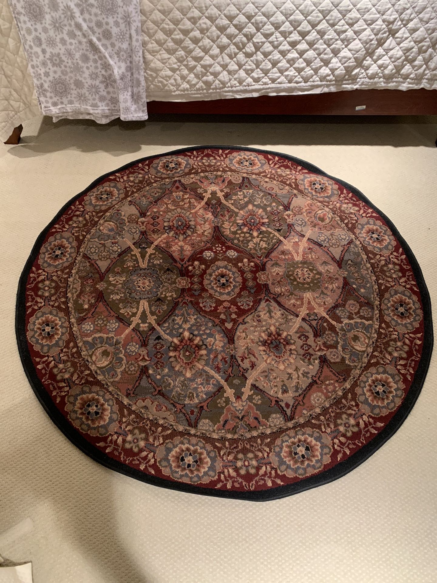 Round Rug