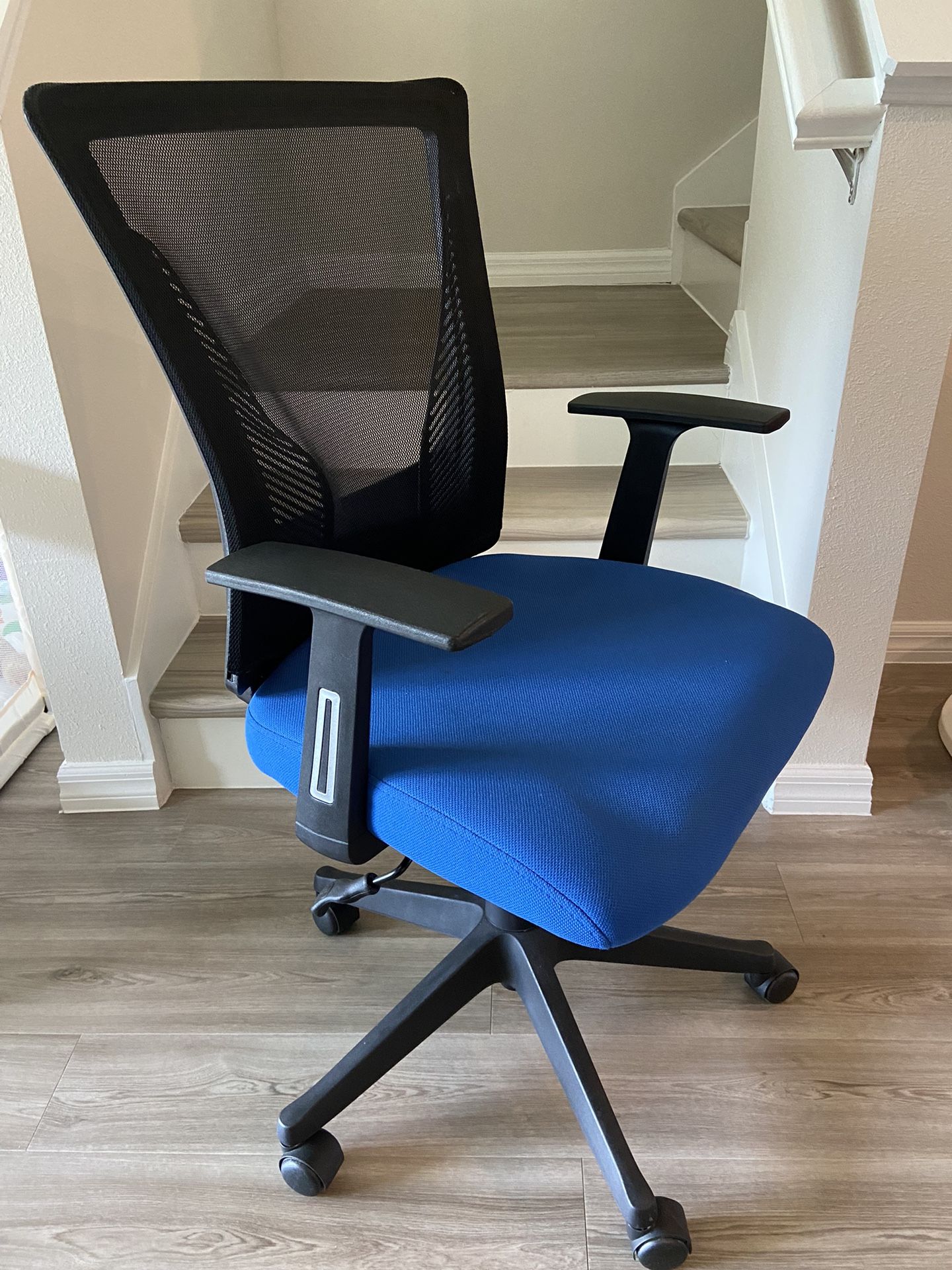 Ergonomic Office Chair