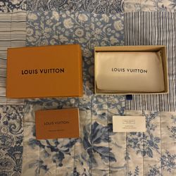 Louis Vuitton Wallet Authentic 