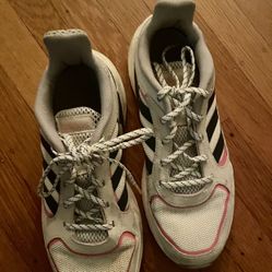 ADIDAS ~ Women’s Size 8 