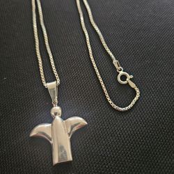 Vintage Sterling Silver necklace with Angel charm 24"