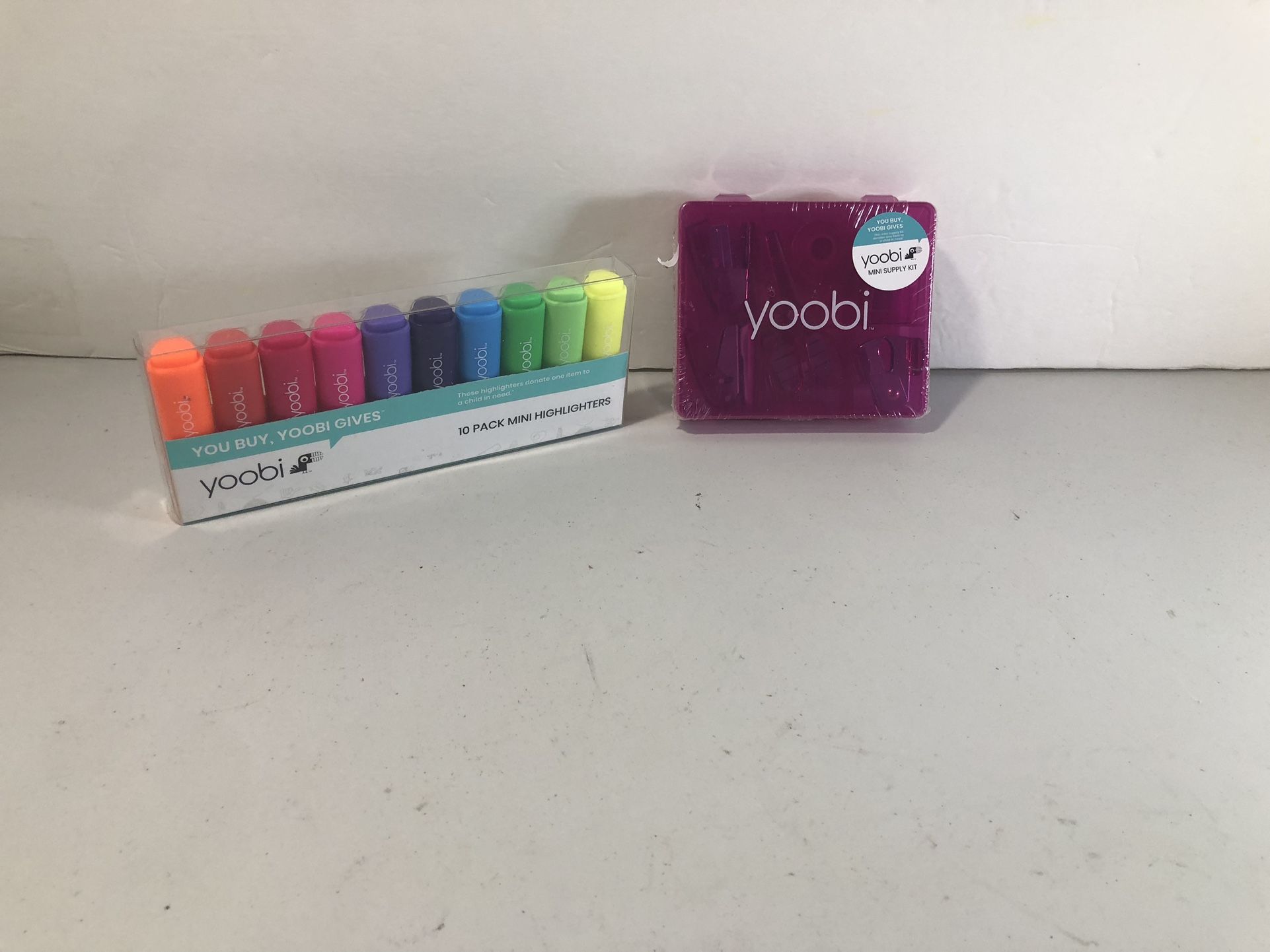 Mix Lot Mini Highlighters & Mini Supply Kit