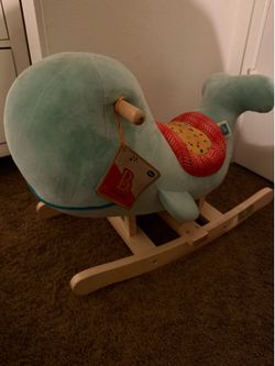 B toys rocking whale
