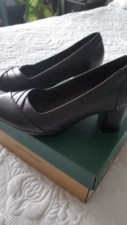 Clarks dress heels