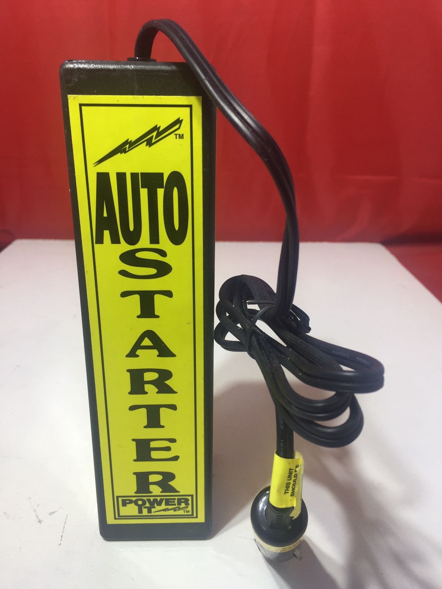 POWER IT Auto Starter Portable Power Source