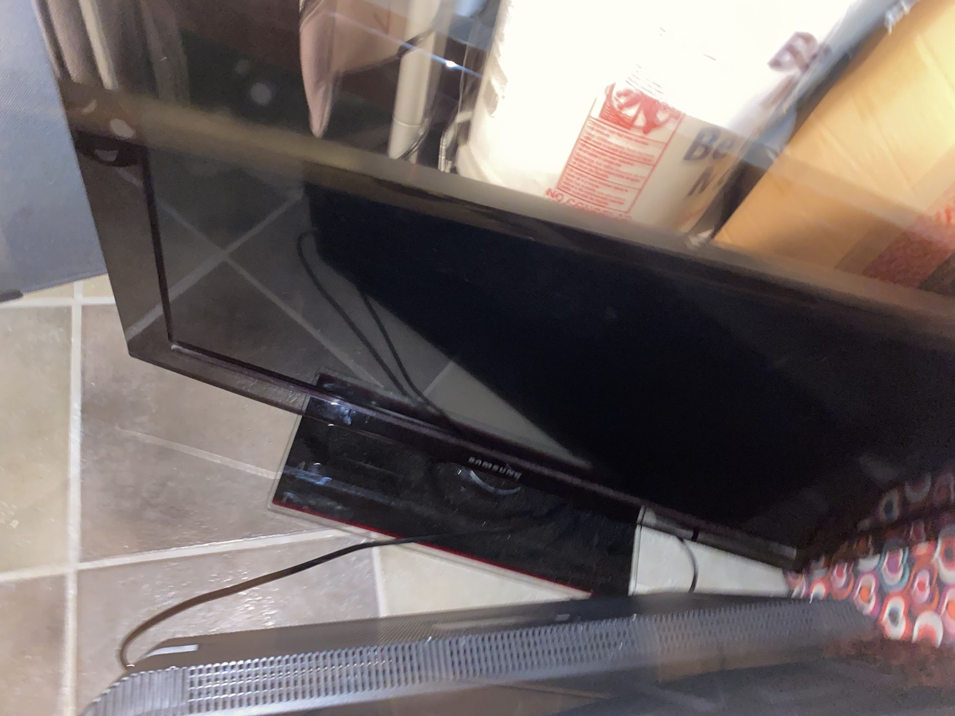 Samsung 32 inch TV