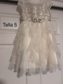 Bonito Vestido Solo Se Usó 1 Vez