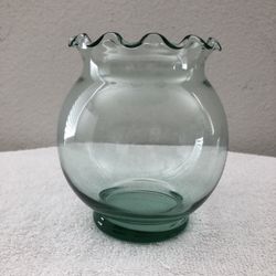 Ruffled Edge Round Glass Vase