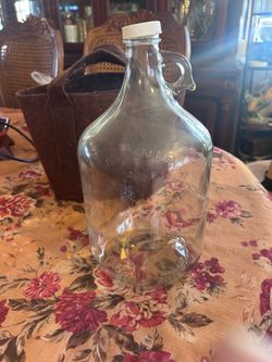 One Gallons Glass Jug