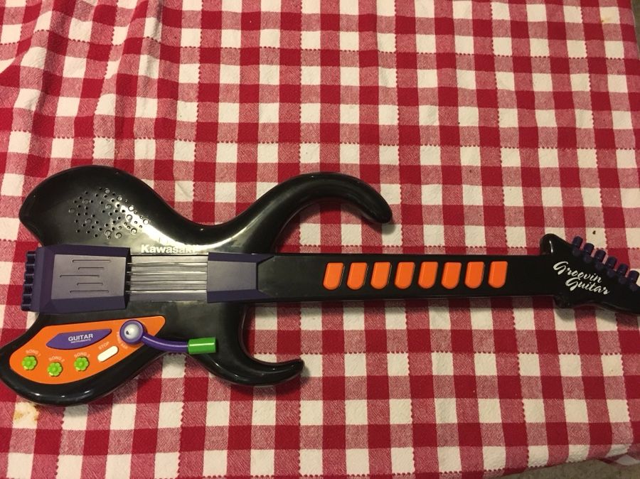 Kidz Toyz Kawasaki Groovin’ Guitar